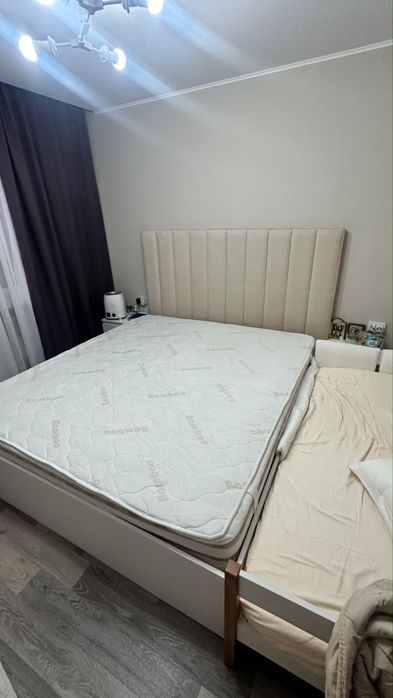 Кровать 180*210 в хорошем состоянии усиленная