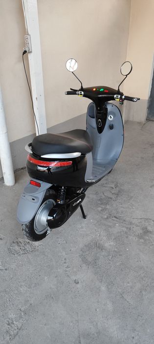 Skuter Elektro 100km