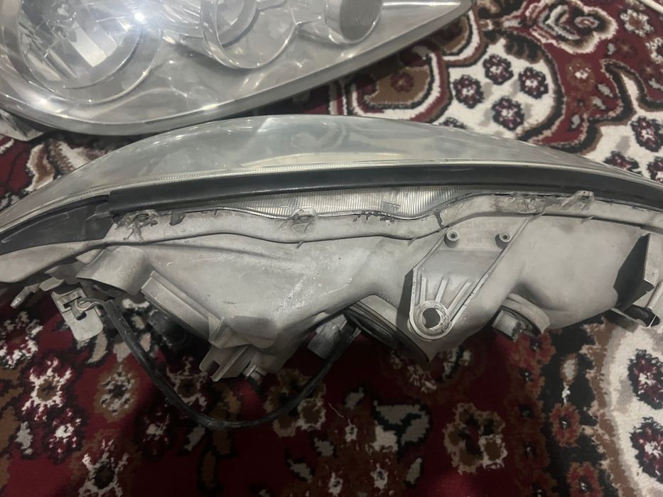 Тойота Камри 35 фары