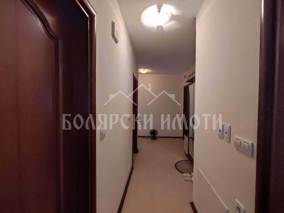 Дава се под наем Тристаен апартамент в Велико Търново, Колю Фичето - 100 кв.м за 382.5 € - Снимка #5