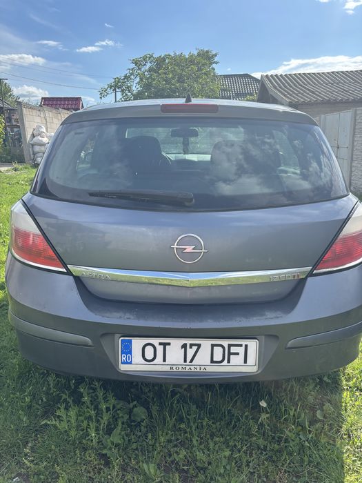 Vand Opel Astra H  Preț 900€ Detalii 0764650612