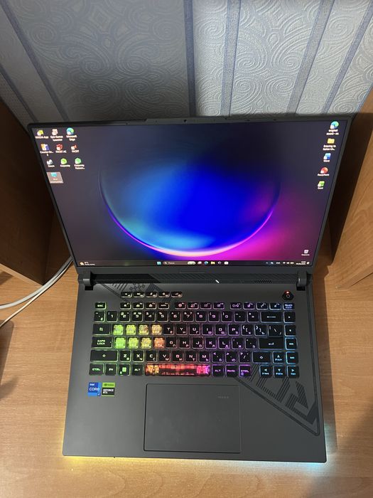 Игровой ноутбук / ASUS ROG STRIX G16