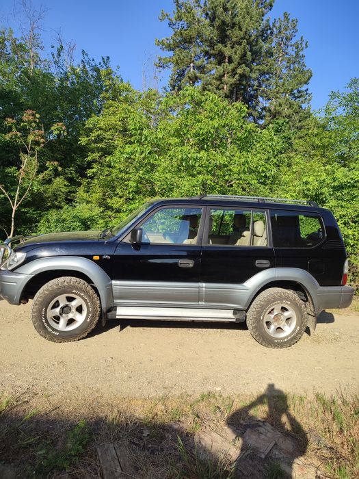 Тойота Ланд круизер