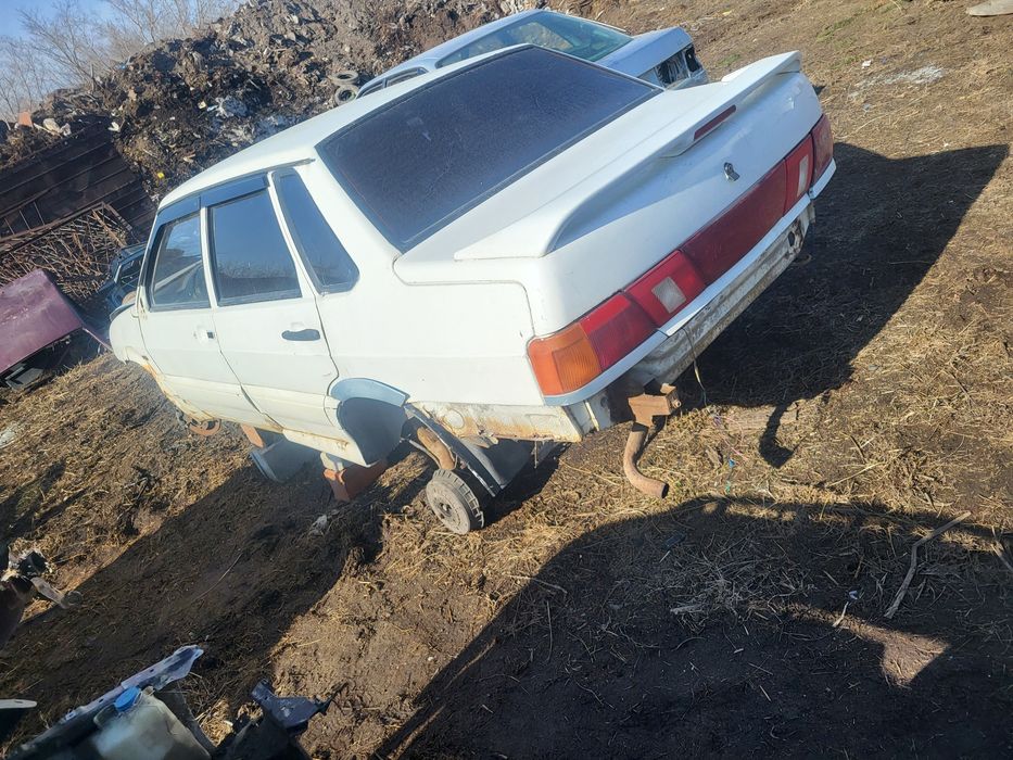 Продам по запчестям ваз 2115