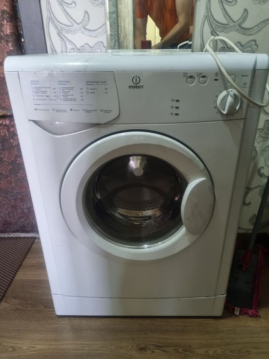 Продам стиральную машину