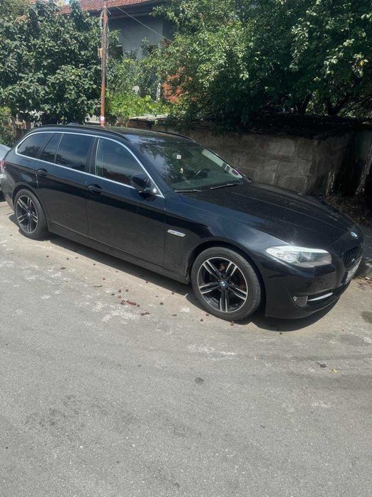 BMW 5, 2011 г, СПЕШНО!