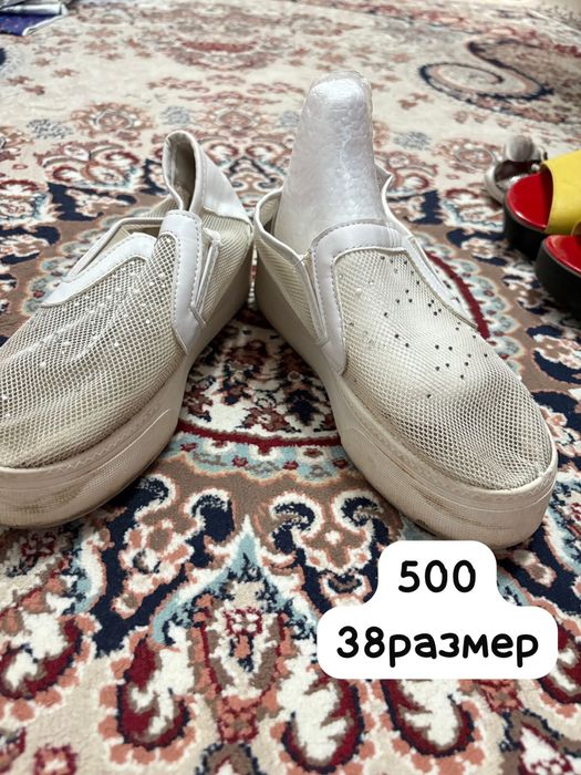 продается обувь, по низкой цене