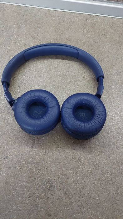 Jbl безжични слушалки