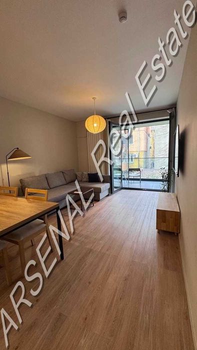Дава се под наем Двустаен апартамент в София, Център - 64 кв.м за 797.64 € - Снимка #2