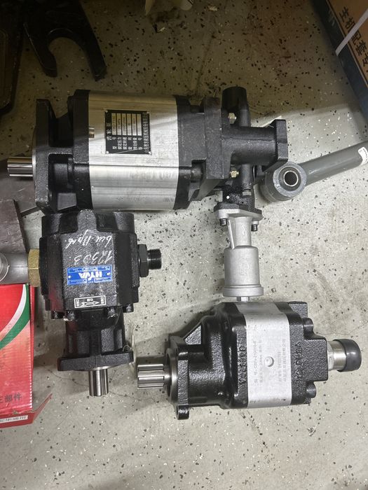 Гидронасос подьем кузова