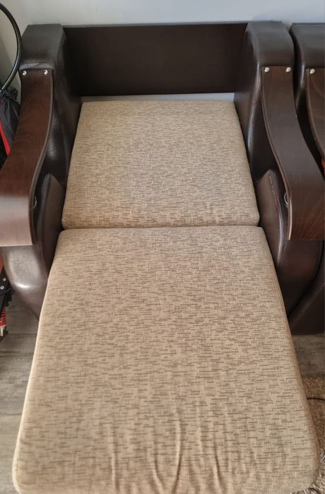 2 fotolii cu lada, stare ff bună.