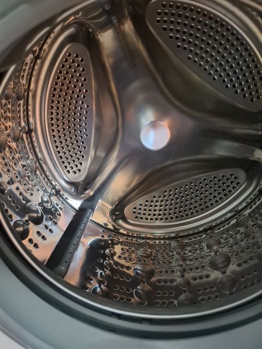 Продам стиральную машину