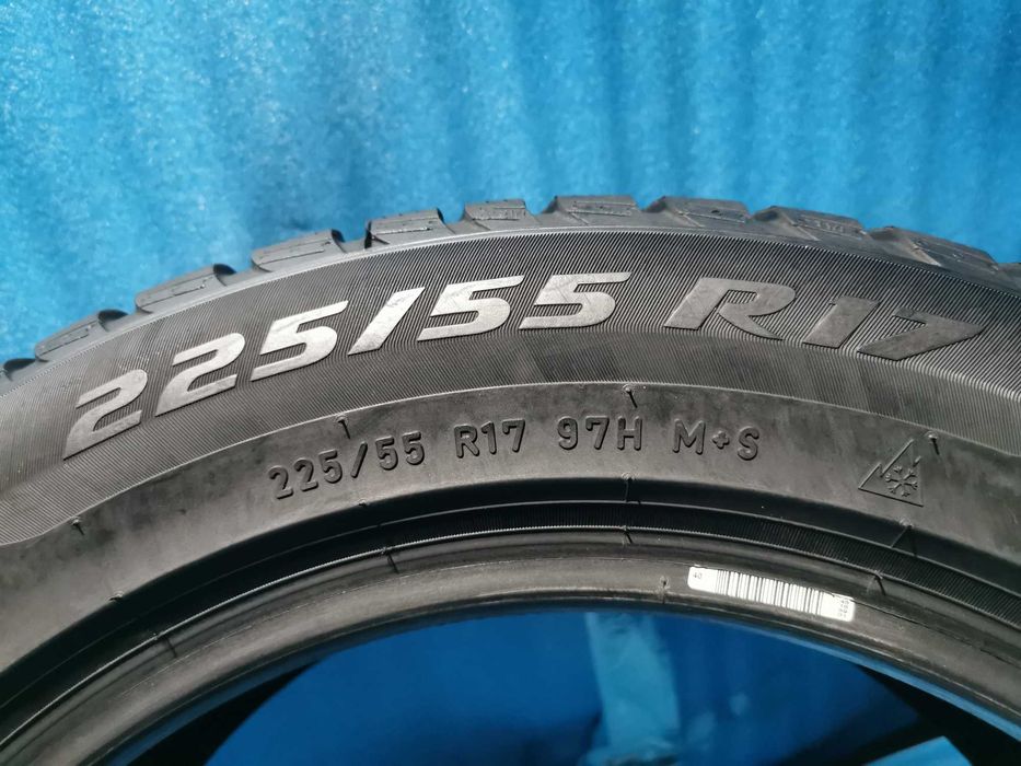 225/55/17 pirelli m+s 2 buc