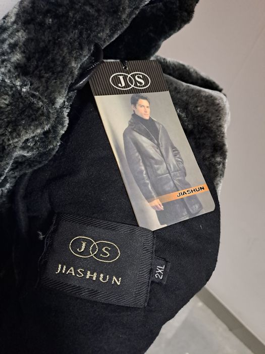 Продам новые дубленки