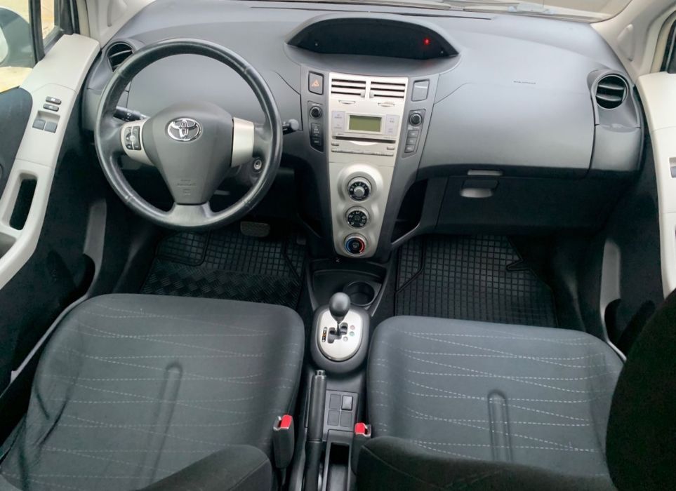 Toyota Yaris Automata 1.3 benzina, 88cp ,168000 km !