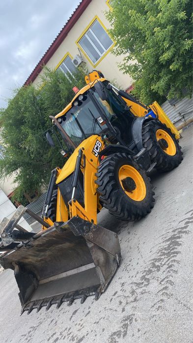 Услуги экскаватора-погрузчика JCB 3в1