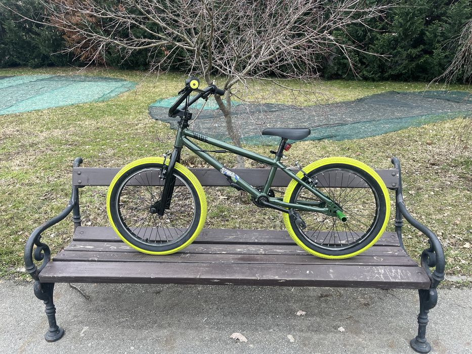 Bicicleta BMX de scheme