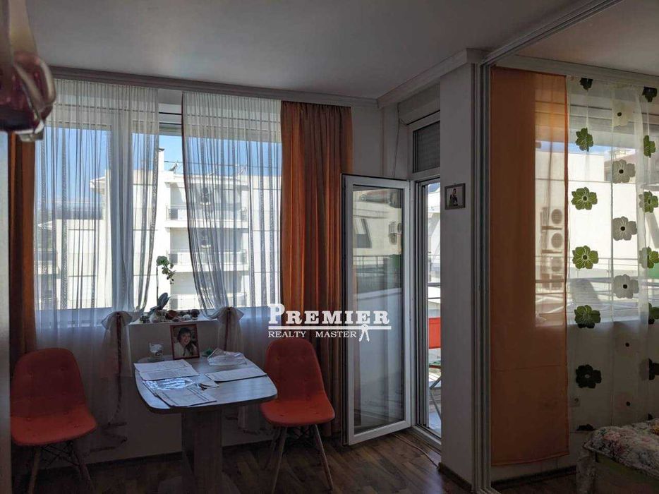 Продава се Двустаен апартамент в Поморие - 45 кв.м за 657 €/кв.м - Снимка #3