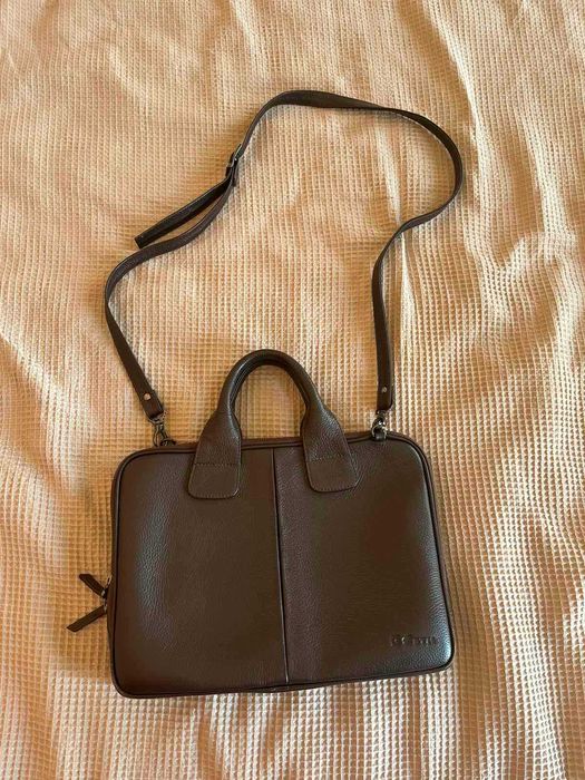 Кожена мъжка бизнес чанта Естил