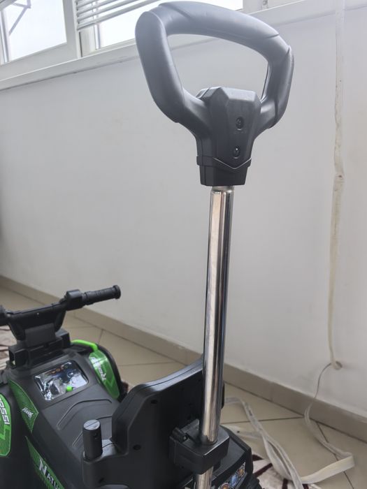 Атв за бутане с родителски контрол