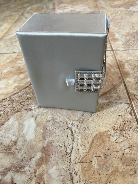 Дамска кутия за бижута