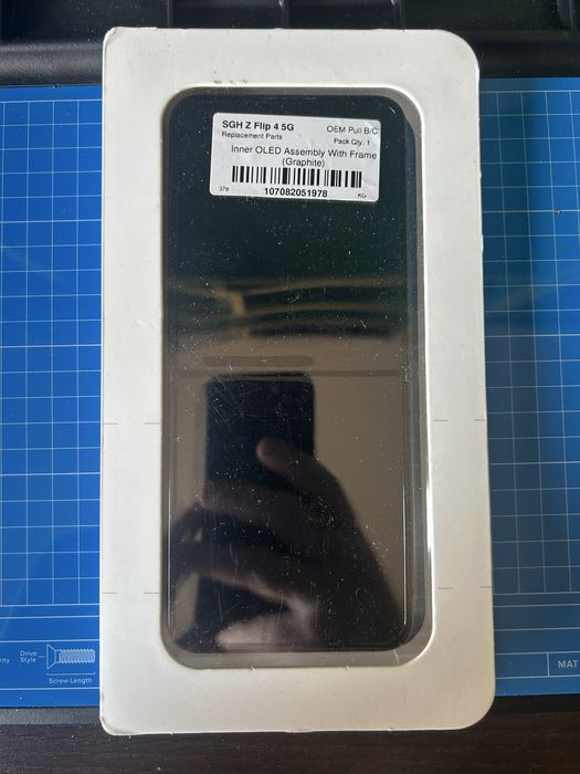 Display / Ecran Samsung Z Flip 4 5G nou service pack cu tot cu rama si baterii