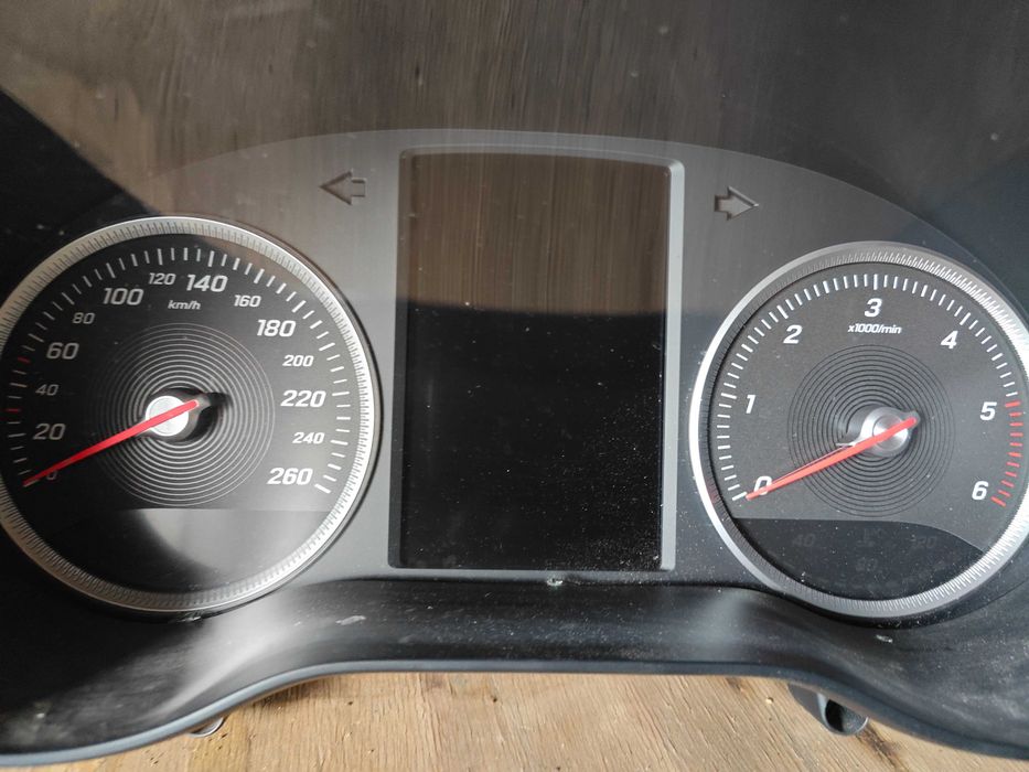 Километраж табло Meredes W205 C клас дизел в километри