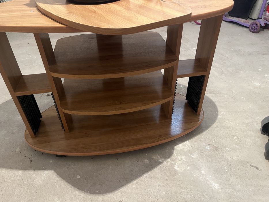 Журнальный столик