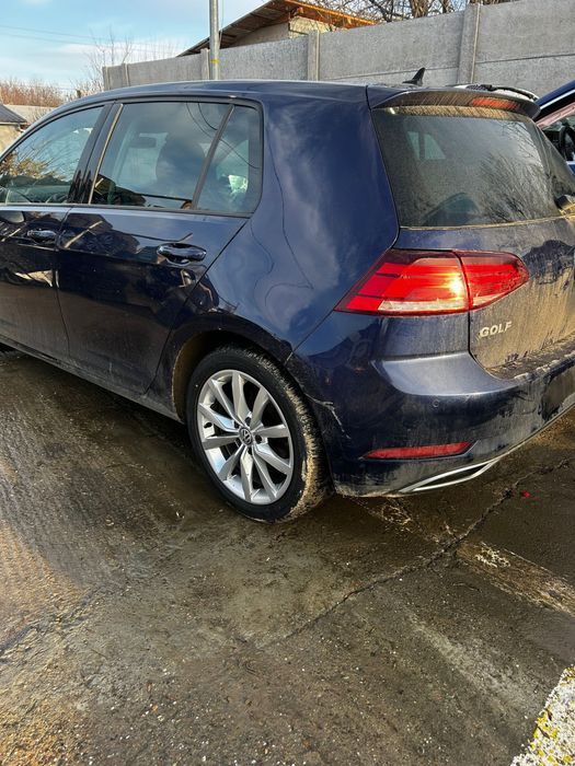 Bară spate completă Volkswagen Golf 7 facelift hatchback 2019