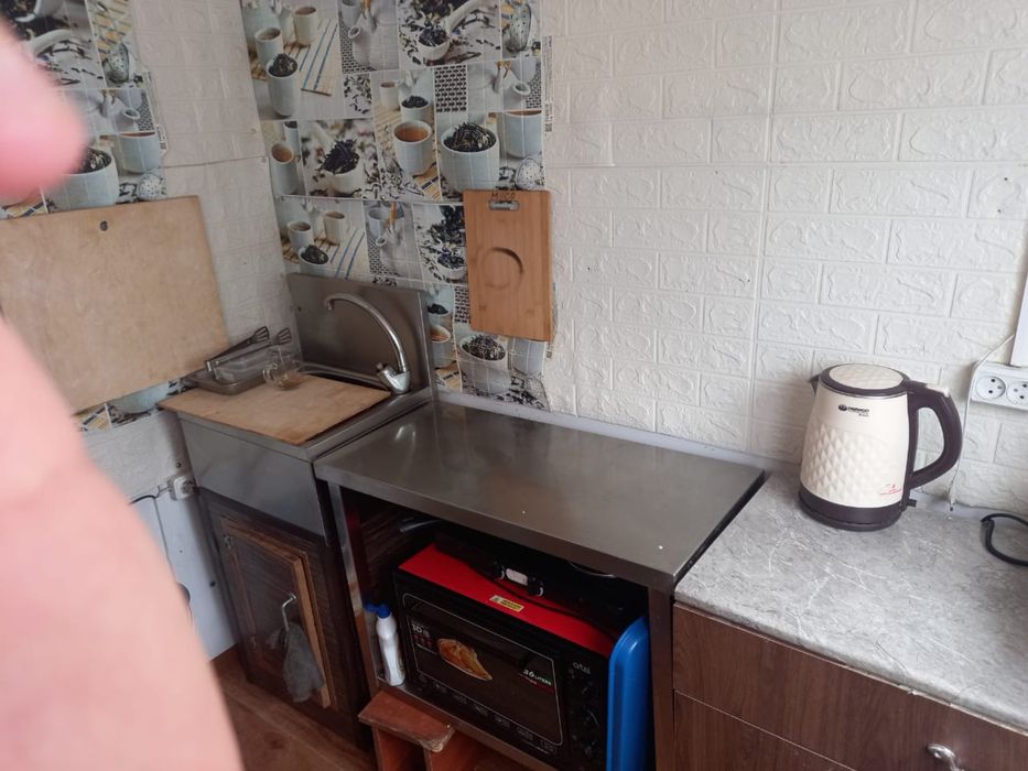 Продам торговый киоск 8кв