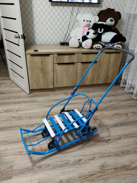 Санки на колесиках