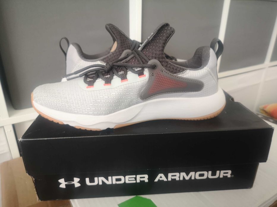 Adidasi Under Armour barbati 45