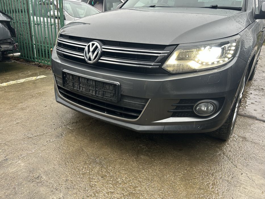 Haion cu lunetă Volkswagen Tiguan 2012 Facelift