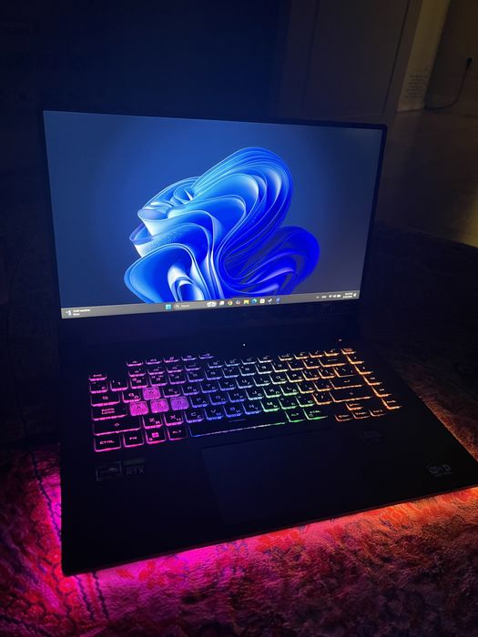 Asus ROG strix G15 G513QR