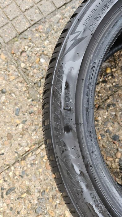 Зимни гуми Bridgestone Blizzak LM005 215/45/17