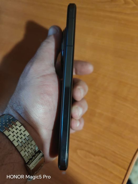 Vând schimb honor magic 7 pro