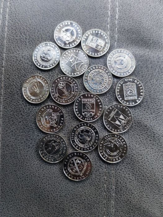 Монеты и Альбомы Республики Казахстан.