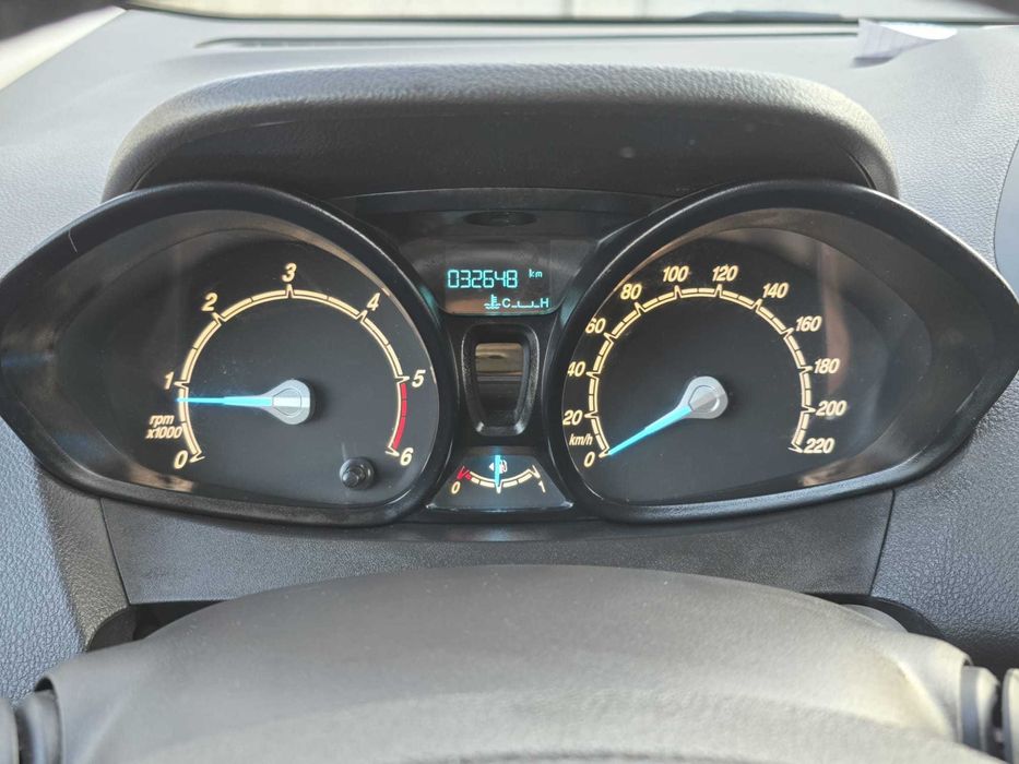 FORD Courier 2021 — imagine 3
