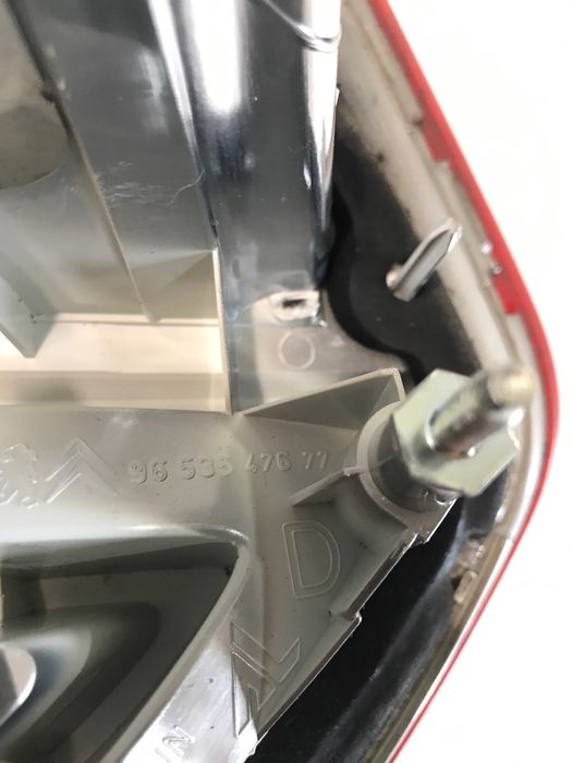 Вътрешен заден десен стоп за Citroen C4 Picasso (2008) 9653547677