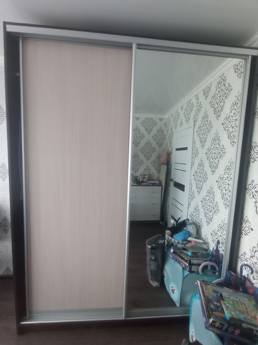 Продается вместительный шкаф