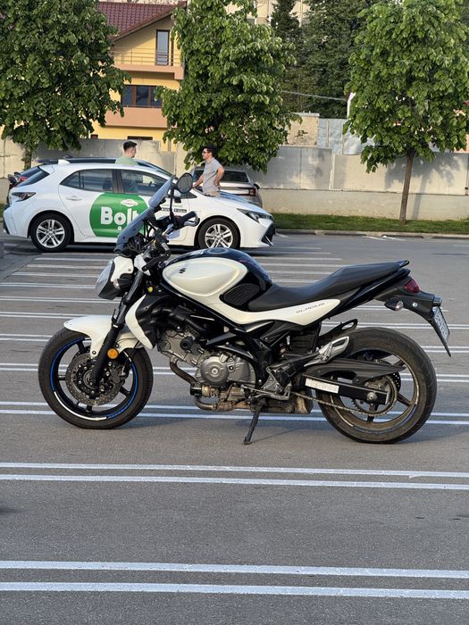 Suzuki Gladius SFV 650 ABS