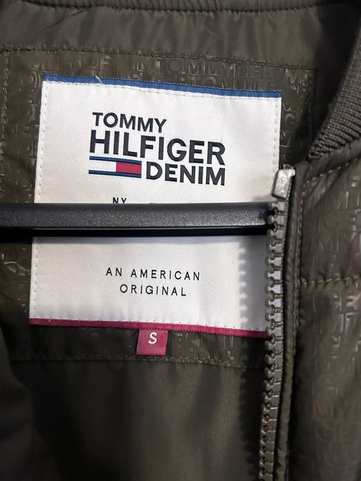 Geaca Tommy Hilfiger, culoare verde, marimea S, ca noua
