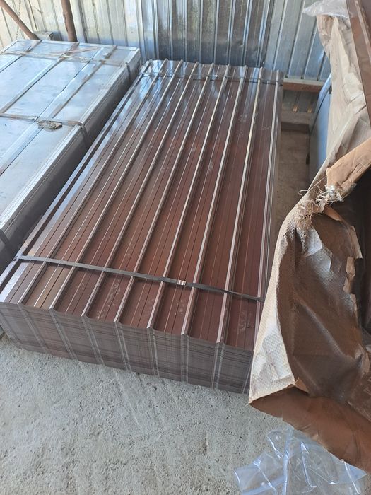 Vând tablă cutată