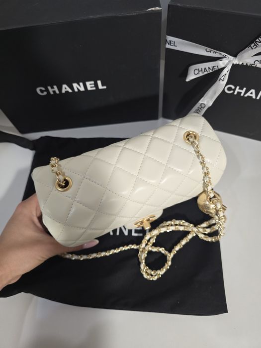 Налична чанта Chanel Flap Bag