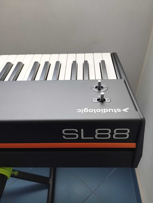 Синтезатор/ Миди клавиатура Studiologic SL88 mk2