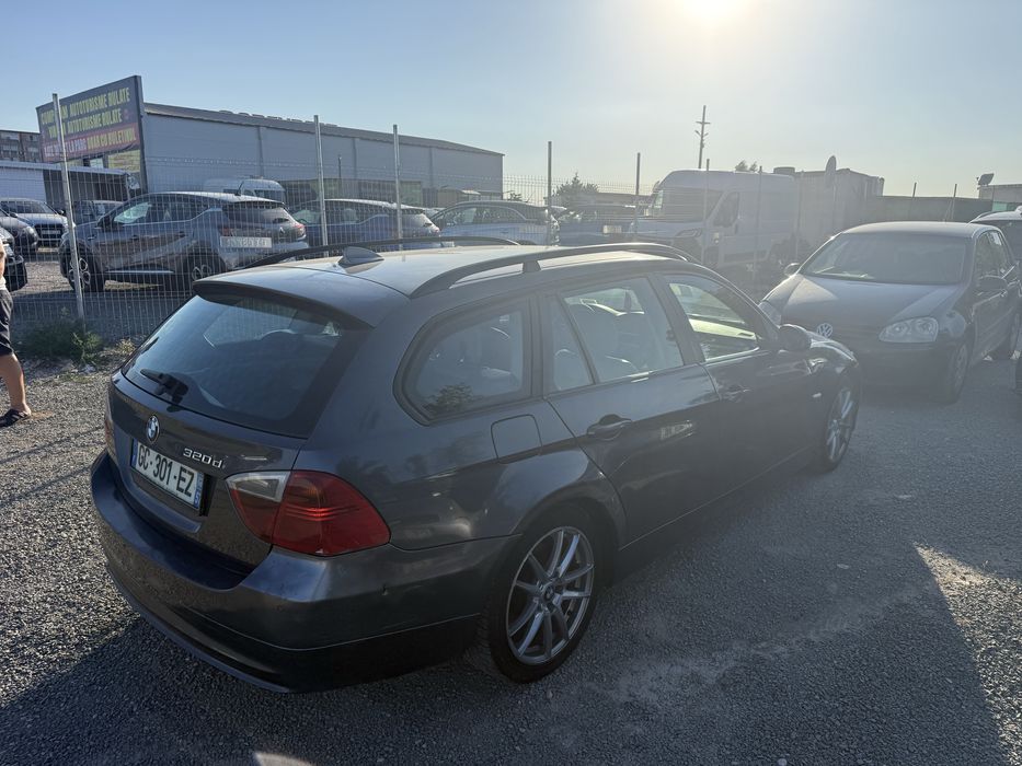 Bmw 320 D Adus franta