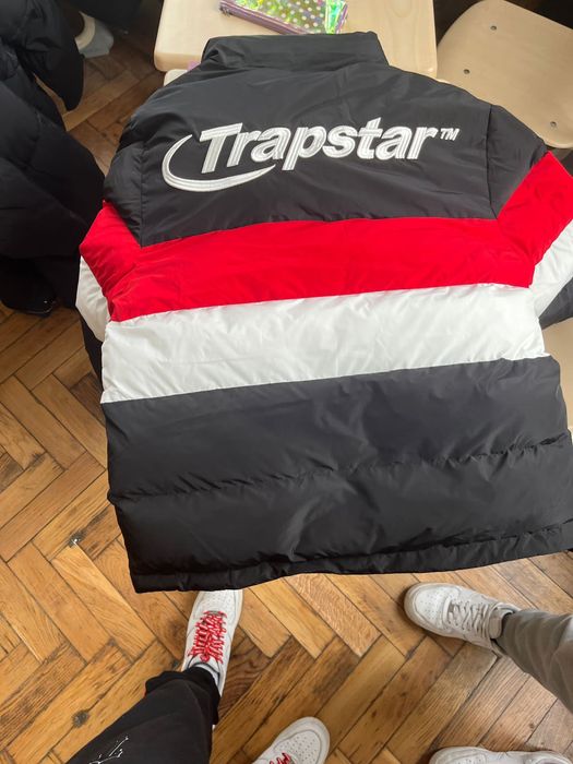 TRAPSTAR HYPERDRIVE puffer jacket- black/red/white