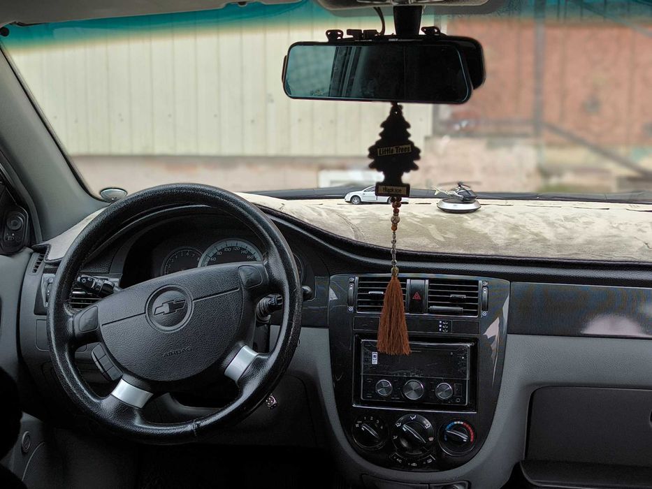 Chevrolet Lacetti 1.8 Автомат