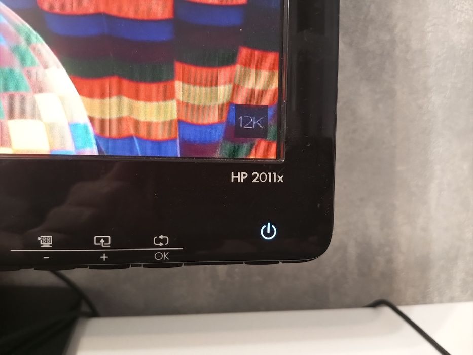 Продам монитор HP 2011x
