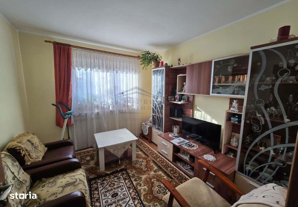 Apartament 4 Camere | Decomandat | George Enescu | 80 mp utili | 4c-10